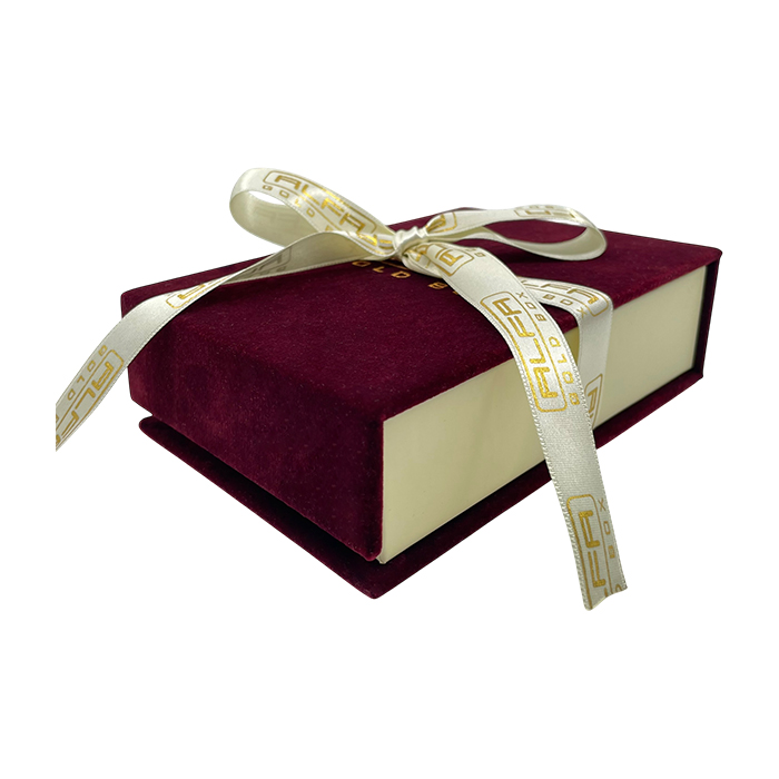 Suede Cloth Medium Set Box - Magnetic With Ribbon