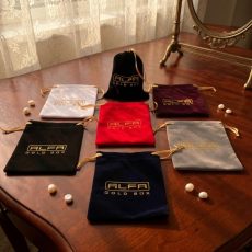 Velvet Pouch - Medium - 11 x 13