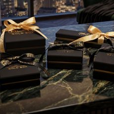 Soft Touch Kurdeleli Çift Kapak Karton Kutular